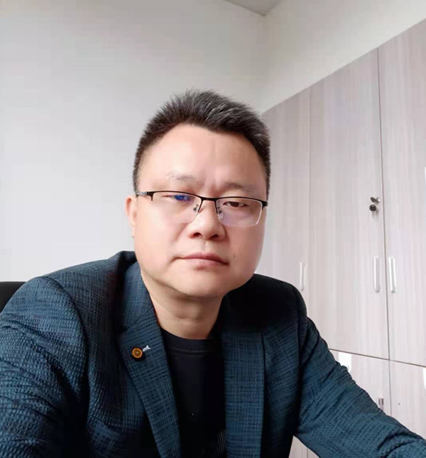 34、測(cè)繪高級(jí)工程師——萬(wàn)國(guó)良.jpg